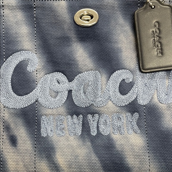 NWOT Coach Blue Tie-Dye Tote Bag - Picture 15 of 16